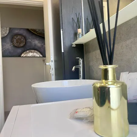 Casa Bianca Apartment *